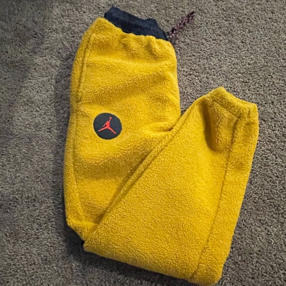 Jordan Pants Pollen Jordan Essentials Mountainside Fleece Pants